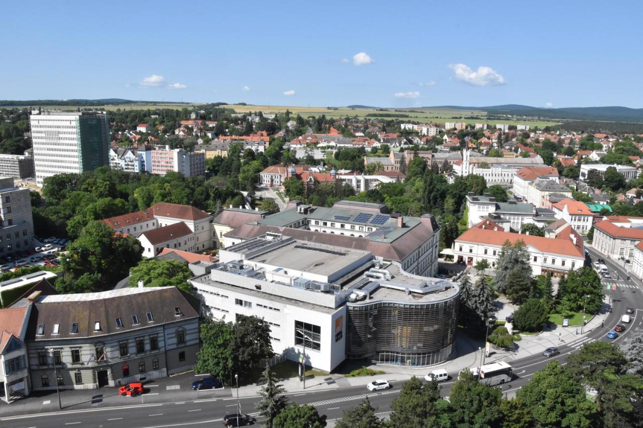 Veszprém Panorama View Family Apartment מראה חיצוני תמונה